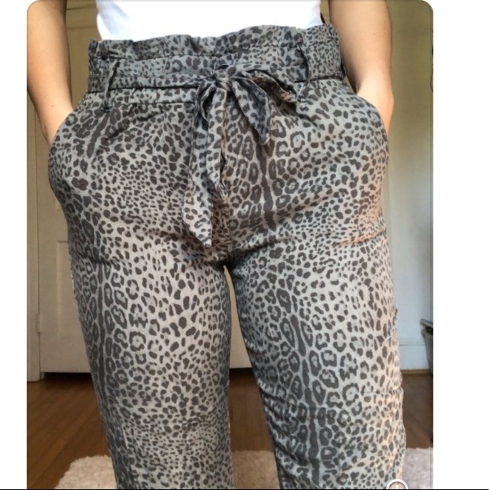 Rewash Gray Leopard Capri